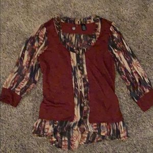 Button up quarter sleeve shirt